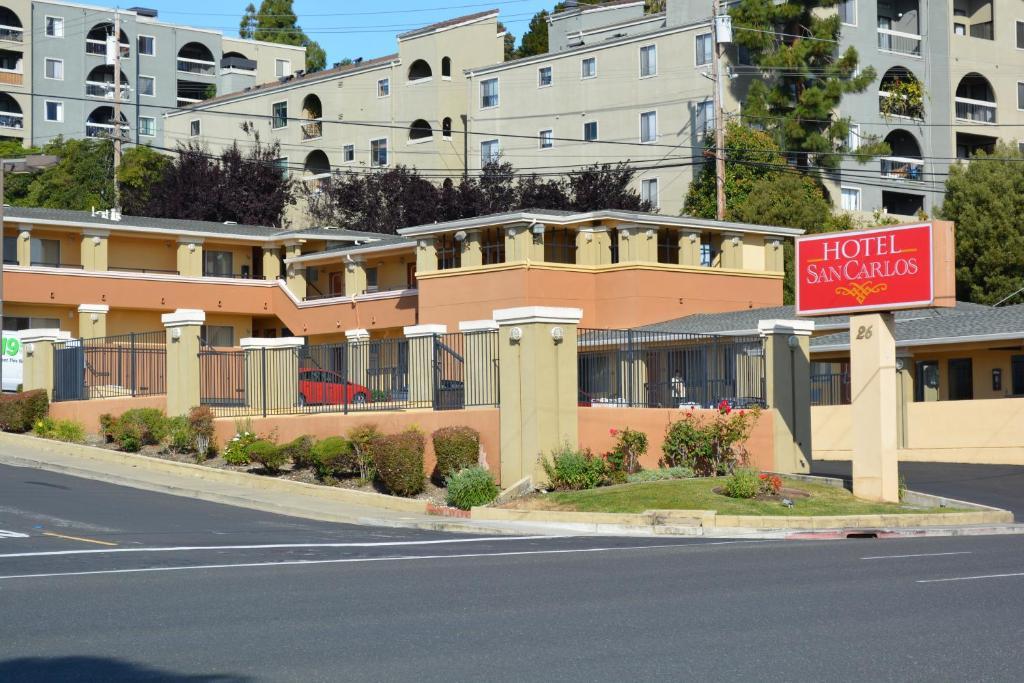 Hyatt Place San Carlos Exterior photo