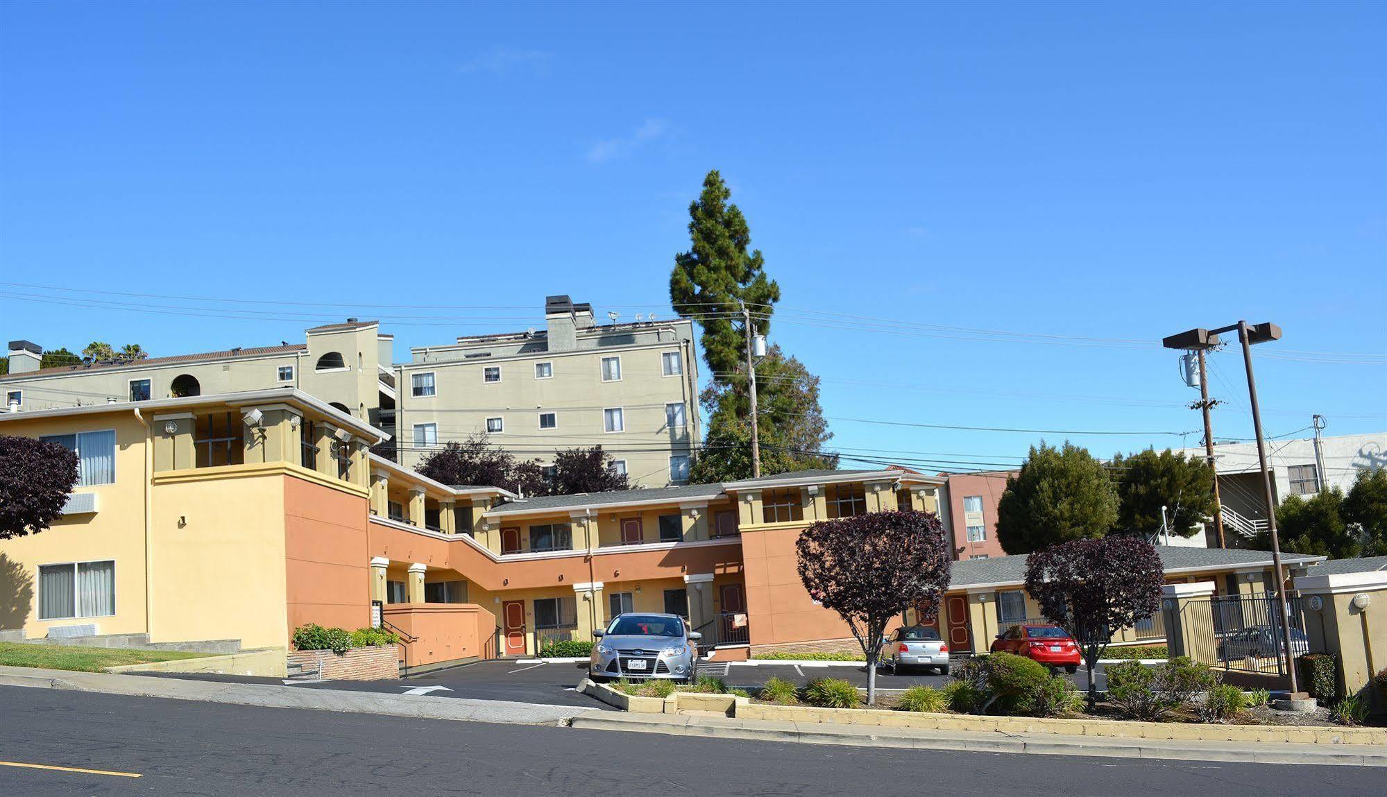Hyatt Place San Carlos Exterior photo